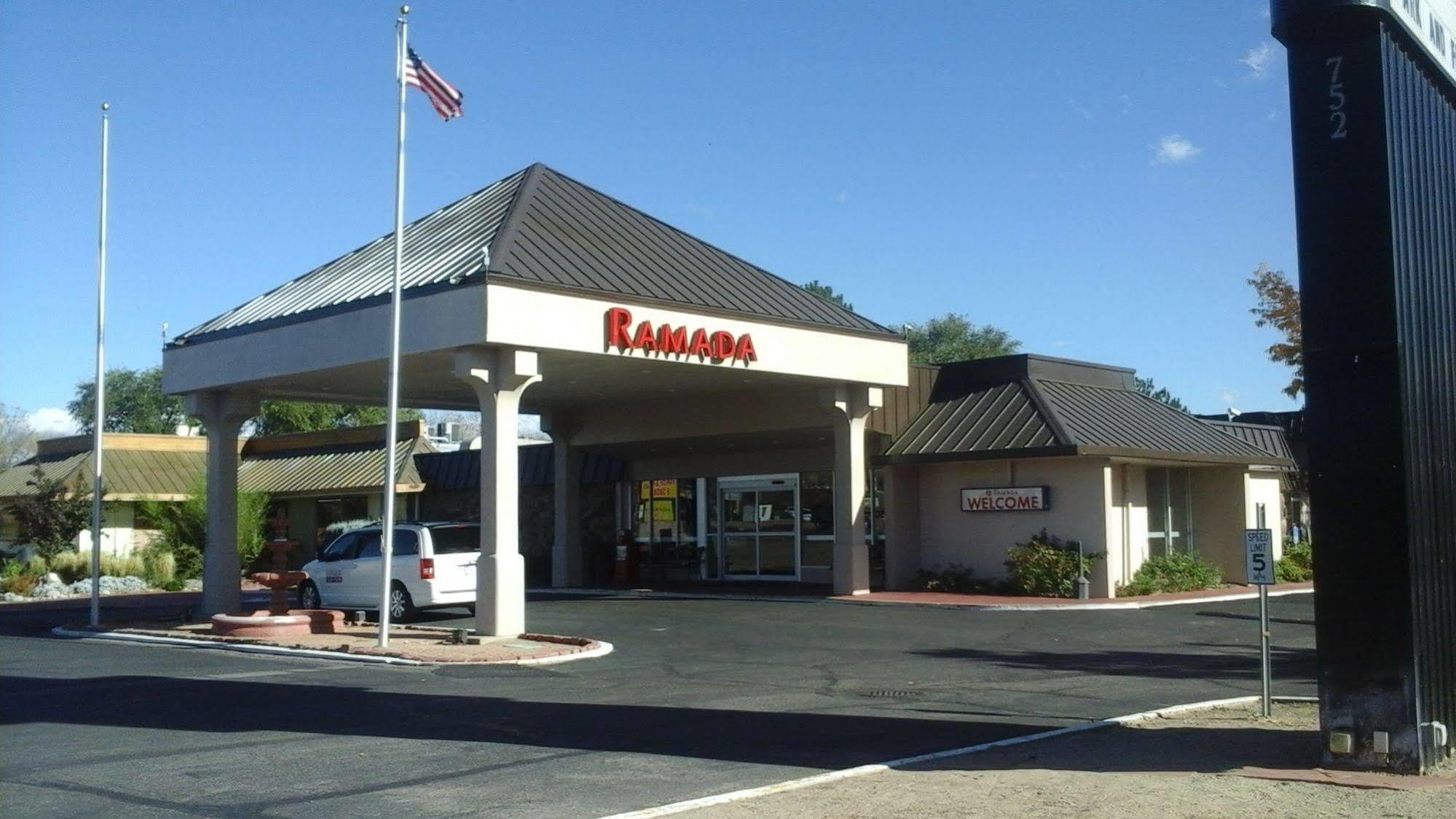Hotel Ramada By Wyndham Grand Junction Exterior foto